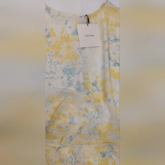 Calvin Klein Yellow and Gray Patterned Blouse - Picture 8 of 10